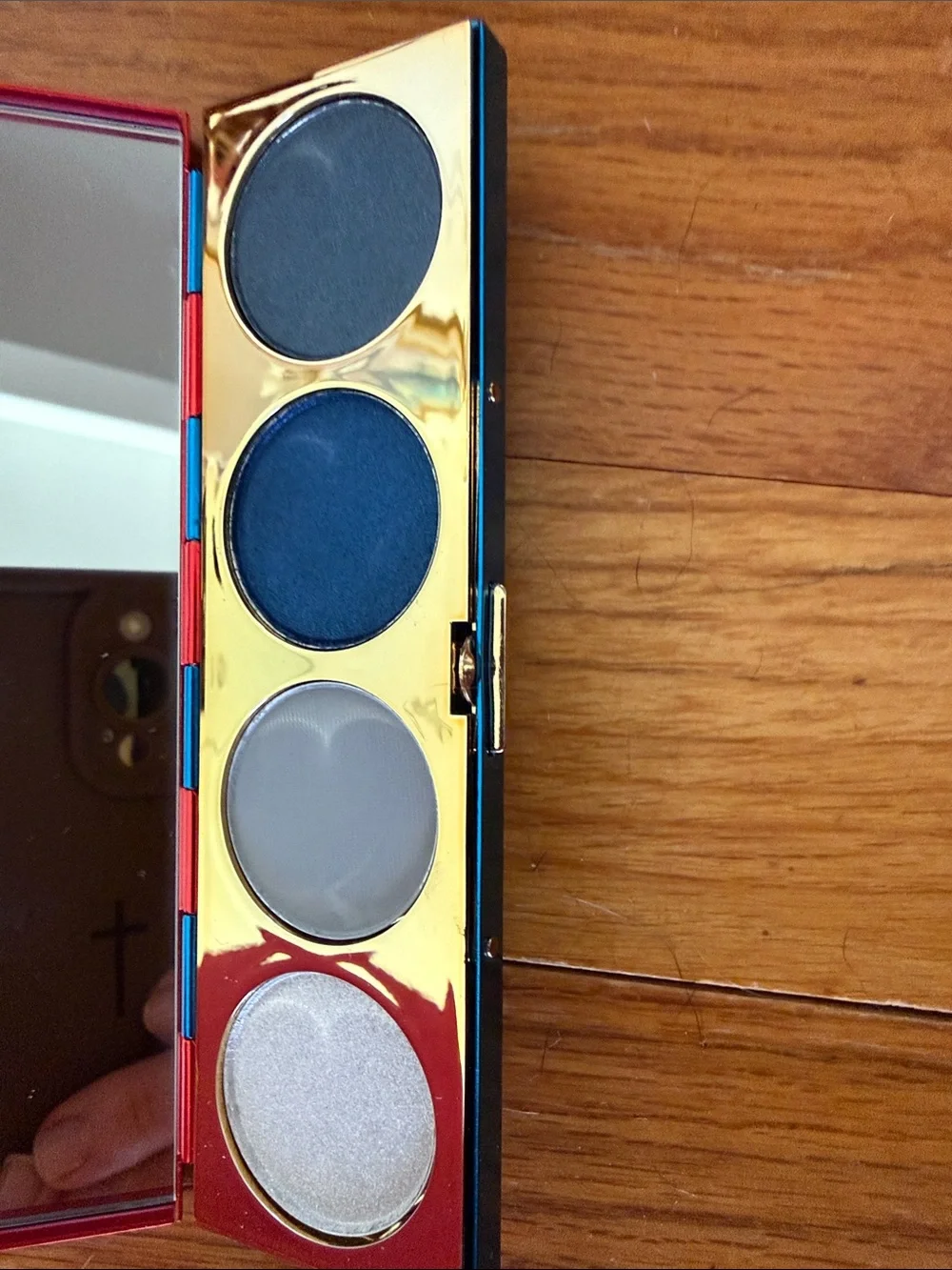 MAC Cosmetics Wonder Woman Quad Eyeshadow Palette - Greys, silver and navy